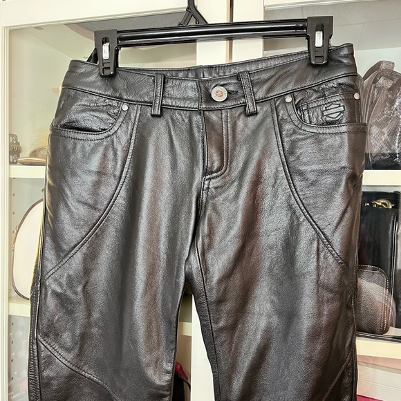 Harley Davidson Leather Riding Pants size 2 - Picture 3 of 9